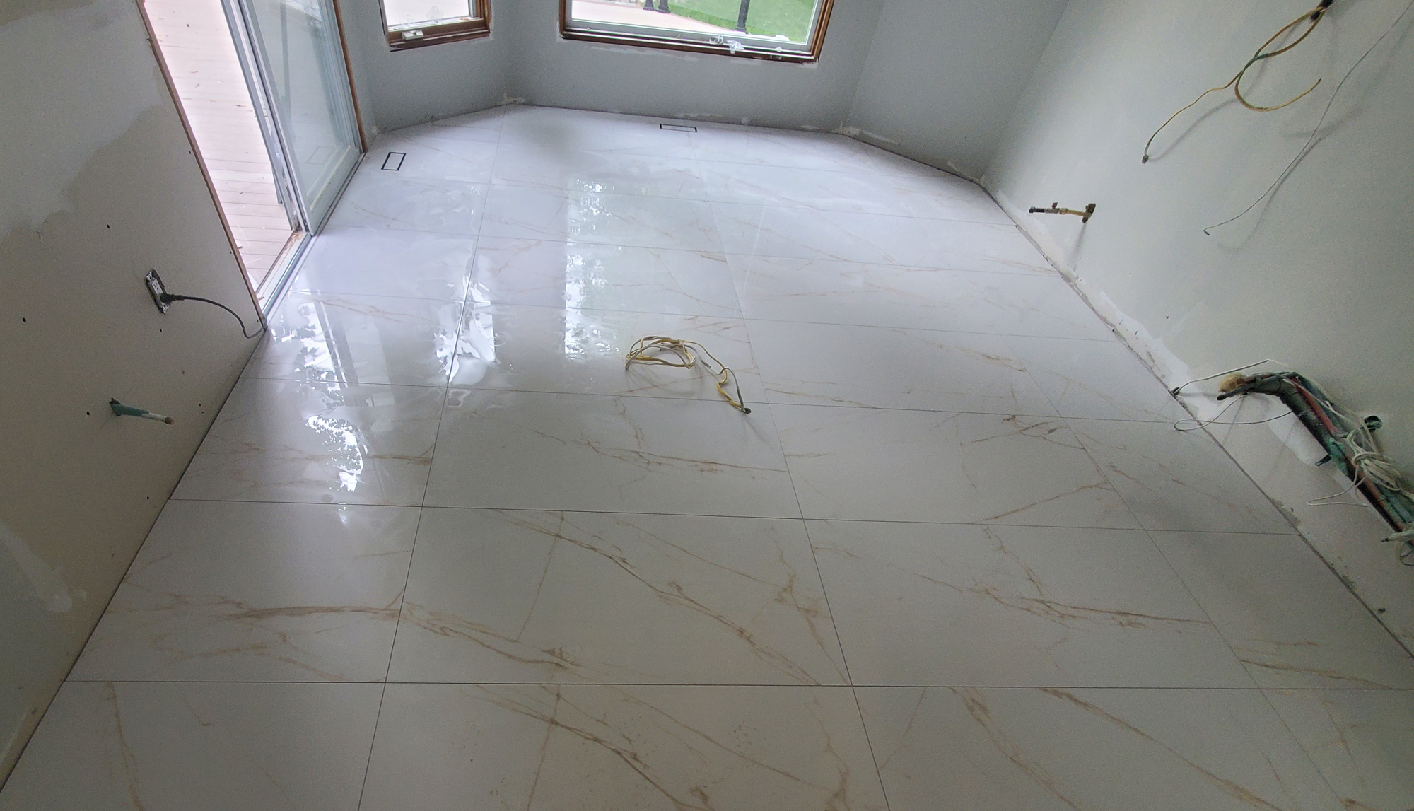 Kitchen floor tile installation in Richmond Hill