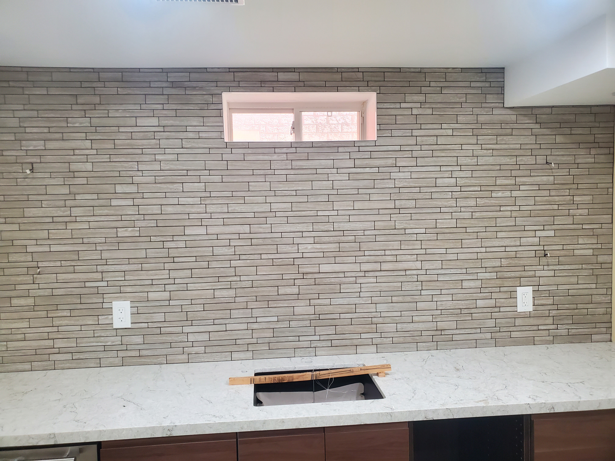 Kitchen backsplash tile installation in Newmarket