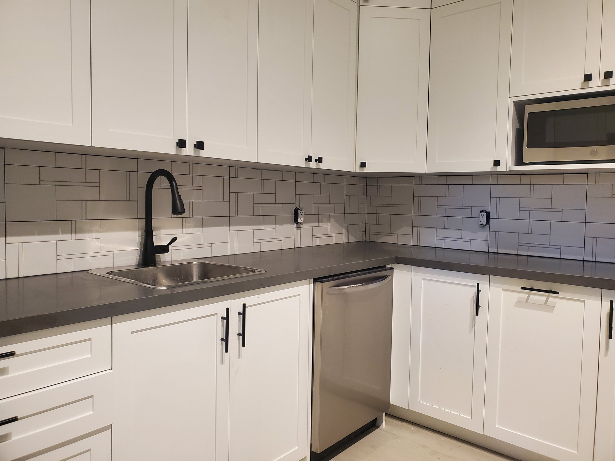 Kitchen backsplash tile installation in Aurora